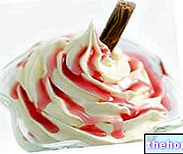 Käsityöläinen jäätelö - rasvaton kiintoaine ja kuiva jäännös - makeiset