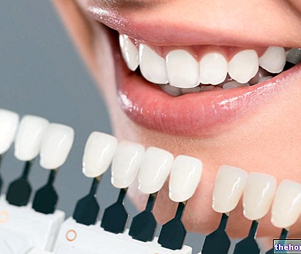 Valkoiset hampaat - hampaat-terveys