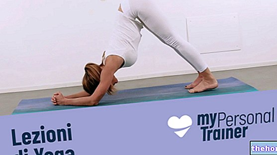 Comment faire la posture du dauphin de yoga - Ardha Sirsasana - yoga